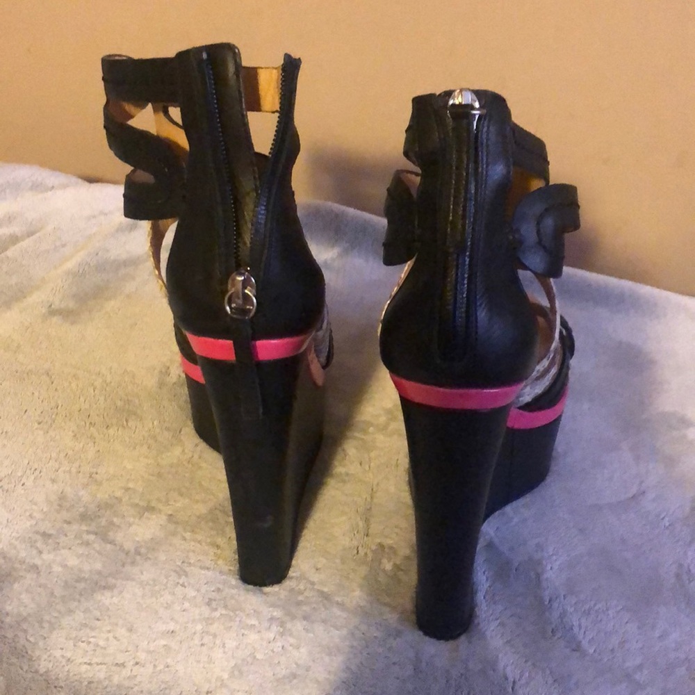 Wedges - Picture 3 of 4
